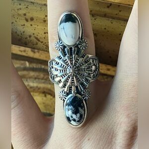 White Buffalo Turquoise Sterling Silver Ring Size 7